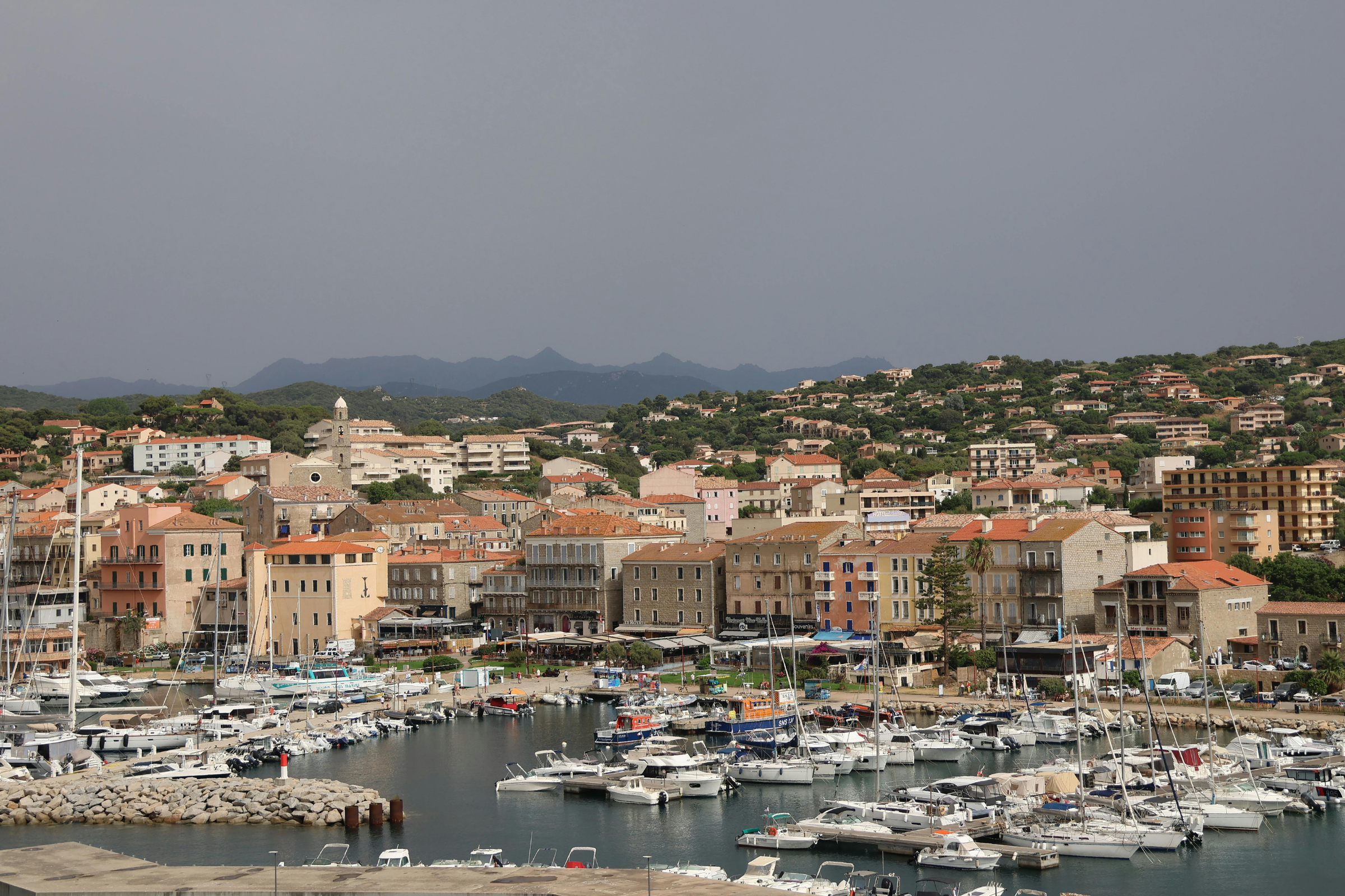 6 baie de roccapina, corsica.webp